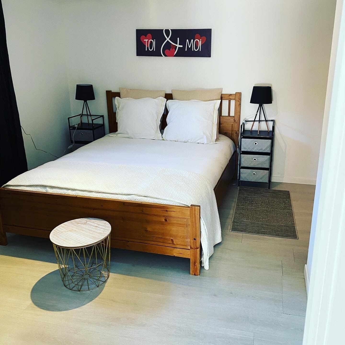 1 bedroom, desk, iron/ironing board, Internet