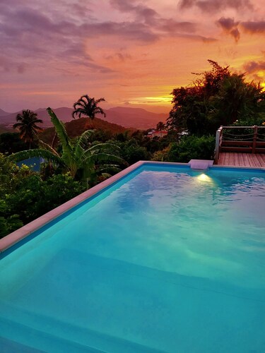 Villa COSAROE 6/14 guests, 5 bedrooms, Secure swimming pool, Wide sea view