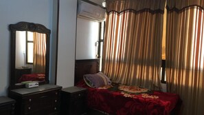 2 bedrooms, iron/ironing board