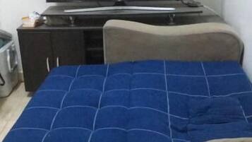 2 bedrooms, iron/ironing board