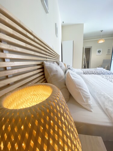 Flight Apartment Airport