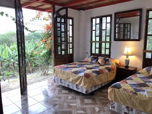 1 bedroom, iron/ironing board, WiFi, bed sheets - Unique Farm house in Canoa Beach (Canoa)