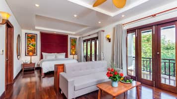 Design Villa, 3 Bedrooms, Garden View | Egyptian cotton sheets, premium bedding, down comforters