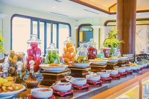 Daily cooked-to-order breakfast (VND 250000 per person) - Abogo Resort Villas Luxury Da Nang (Da Nang)