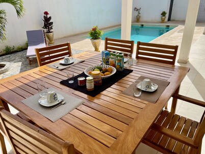 Modern villa with pool close to the sea and shops