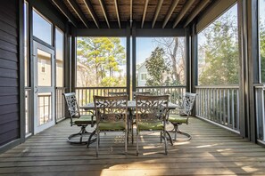 Outdoor dining - Aspen Beach House ~ 299 Defuniak St ~ Grayton Beach (Grayton Beach)