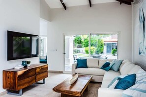 TV, offices - Private Beachfront Villa | Pool, Surf & Sunsets (Playa Grande)