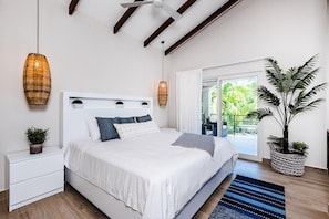 5 chambres, lit parapluie, Wi-Fi, draps fournis