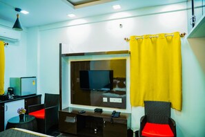 Comfort Room | Private kitchen - Hotel Supreme Suite (Bengaluru)