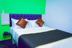 Comfort Room | Free WiFi - Hotel Supreme Suite (Bengaluru)