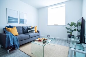 Superior Apartment, 2 Double Beds | Living area