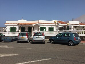 Esterni