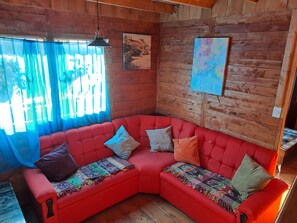 Smart TV, table football