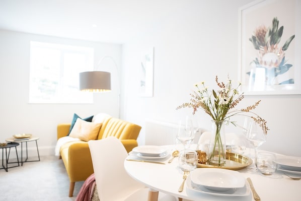 Apartment, 1 Double Bed with Sofa bed, Non Smoking, Harbour View | In-room dining - Harbour Boutique Apartments by Sojo Stay (Torquay)