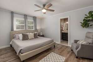 4 chambres, fer et planche à repasser, Wi-Fi, draps fournis