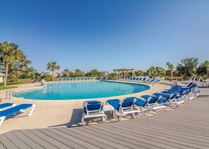 Pool - Harbor Point Ocean Front Beach Estate (Saint Helena Island)