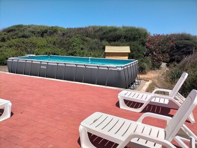 Old renovated farmhouse 300 meters from the sea