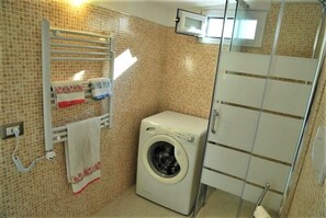 Bathroom - FURNISHED APARTMENT IN BARI CENTER (Bari)