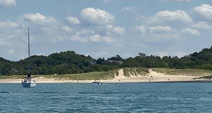 North Wind-walk to the beach & more!