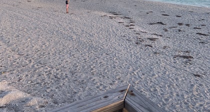 LOCATED ON THE KEY! BEACH ACCESS! DOG FRIENDLY!