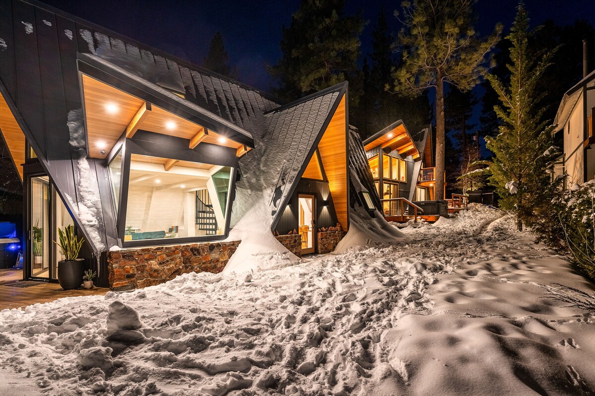 Photo 87 of Luxury Lakefront Home - Hot Tub & Panoramic Views