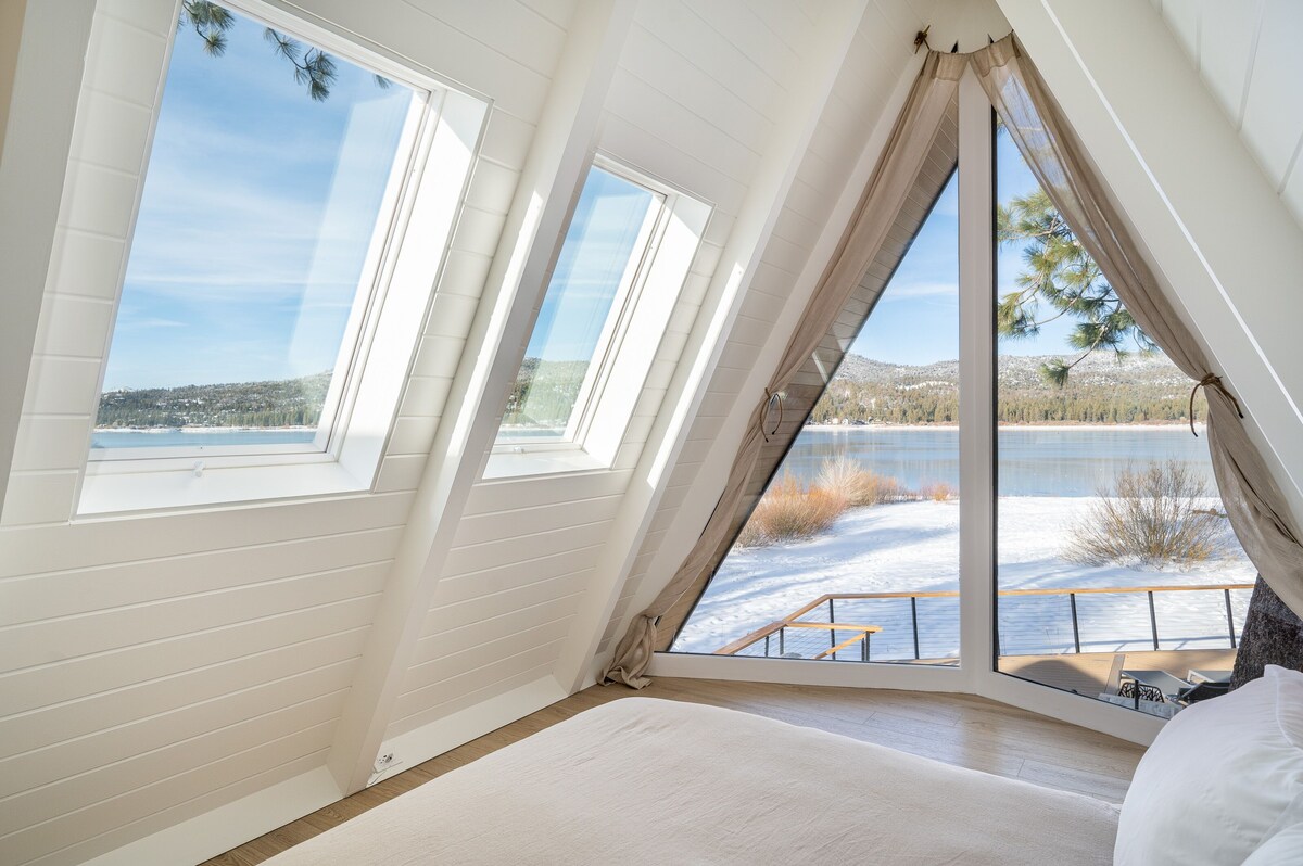 Photo 16 of Luxury Lakefront Home - Hot Tub & Panoramic Views