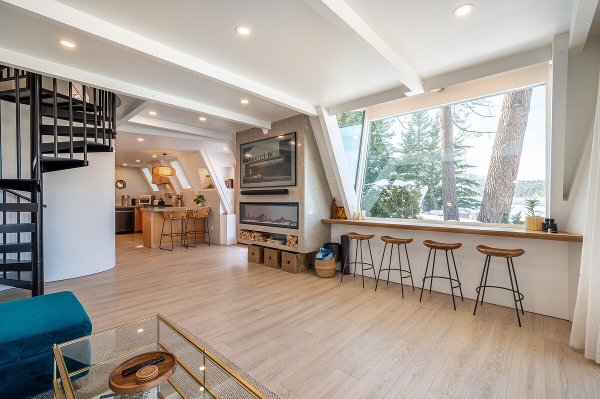 Photo 90 of Luxury Lakefront Home - Hot Tub & Panoramic Views