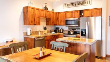 Luxury Condo | Private kitchen