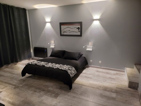 1 bedroom, iron/ironing board, travel crib, free WiFi