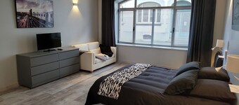 Large apartment near Quimper Cathedral