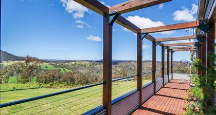 Yurnga - one of the best views in the Blue Mountains