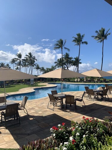 Wailea Ekahi6D NEWLY UPDATED 2nd Floor, Part Ocean View,1 min walk to Beach&Pool