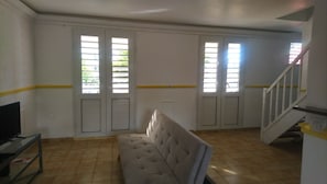 Télévision, espaces bureaux