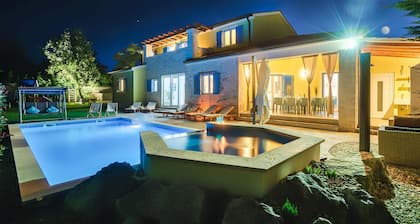 Pet friendly home in Naselje Muzini