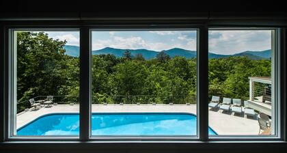 Amazing Views - Heated Pool - Hot Tub - Game Room - Enjoy!