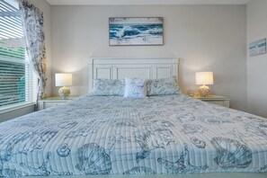 5 habitaciones, tabla de planchar con plancha, cuna de viaje y wifi 