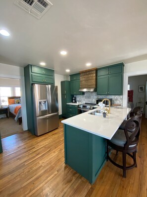Fridge, microwave, oven, stovetop - Renovated Casa Verde, in the heart of OKC (Oklahoma City)