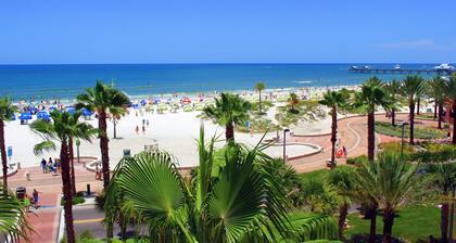 Royal Tropical at The Avalon Clearwater | Spacious Stay & Heated Pool