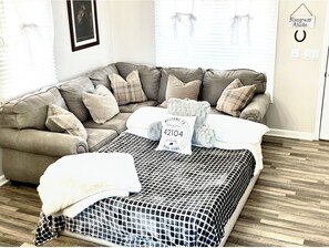 3 bedrooms, in-room safe, desk, iron/ironing board