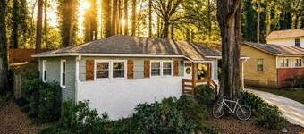 Dogwood Den