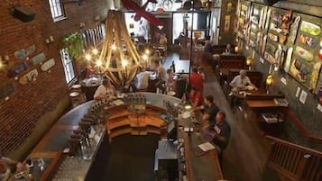 Bar (en la propiedad)