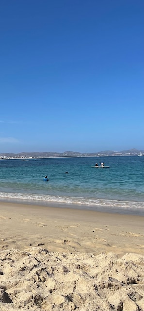 Beach nearby, sun-loungers, beach towels