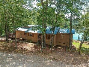 Exterior - Relaxing Rock Creek Cottage on Smith Lake (Arley)