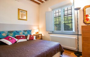 4 soverom, reiseseng for barn og wi-fi (inkludert)