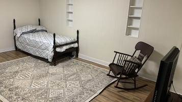 1 chambre, fer et planche à repasser, Wi-Fi, literie fournie