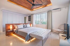 4 bedrooms, Internet, bed sheets