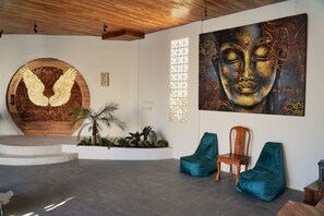 Interior - BERAWA, Luxury Water Bungalow, 5 min to beach (Bali)