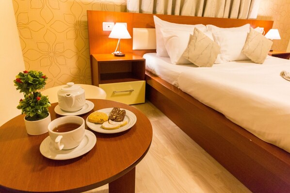 Room - Baron Hotel (Tirana)