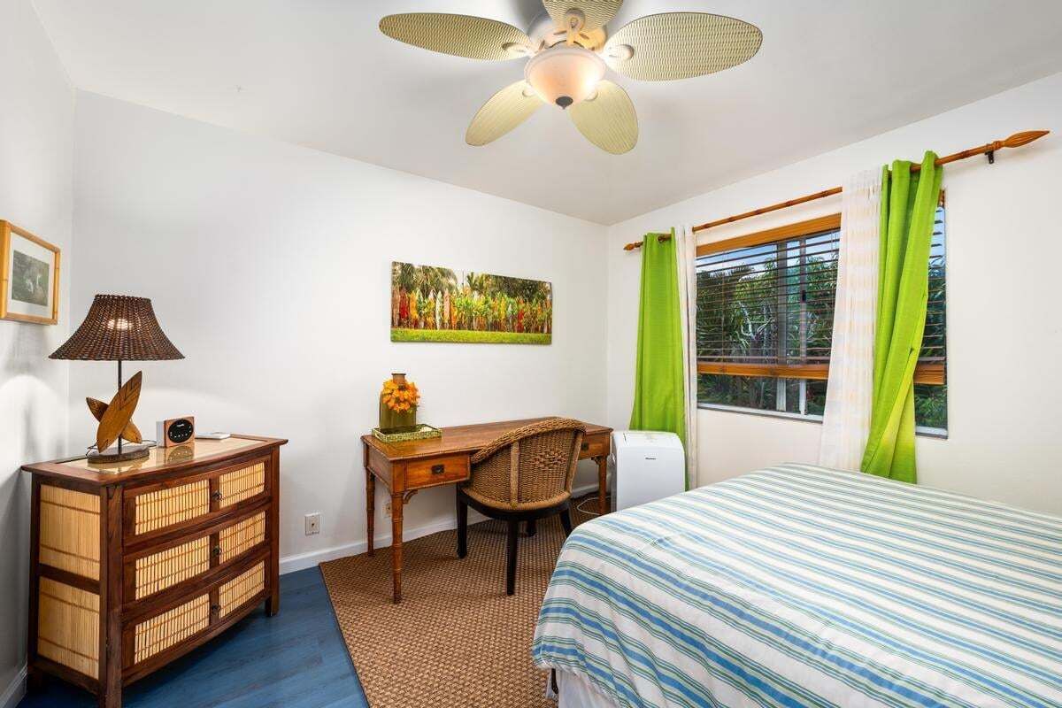 3 bedrooms, desk, iron/ironing board, free WiFi