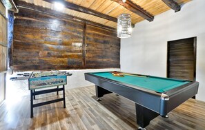 Spielezimmer